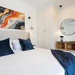 Luxurious Acebo 4 Bed, 4 Bath, Private Pool * 플라야블랑카