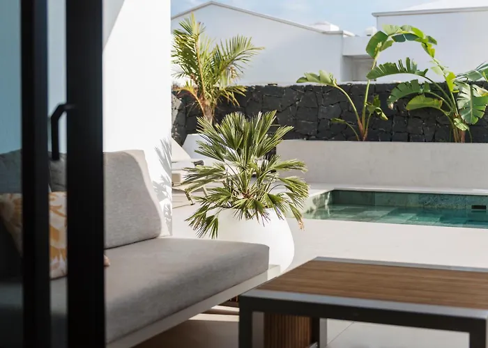 Villa Luxurious Acebo 4 Bed, 4 Bath, Private Pool Playa Blanca (Lanzarote)