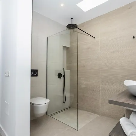 Luxurious Acebo 4 Bed 4 Bath Private Pool * Playa Blanca (Lanzarote)