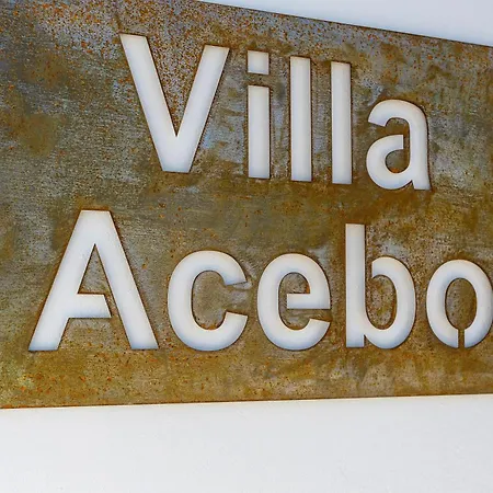 Luxurious Acebo 4 Bed 4 Bath Private Pool Βίλα
