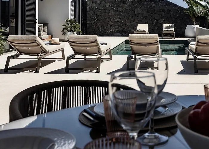 Luxurious Acebo 4 Bed, 4 Bath, Private Pool