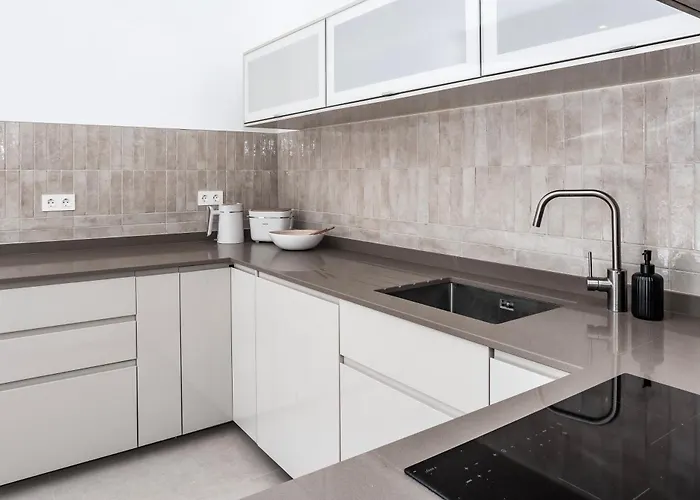 Villa Luxurious Acebo 4 Bed, 4 Bath, Private Pool