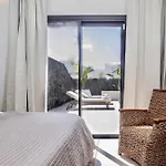 Luxurious Acebo 4 Bed, 4 Bath, Private Pool Playa Blanca (Lanzarote)